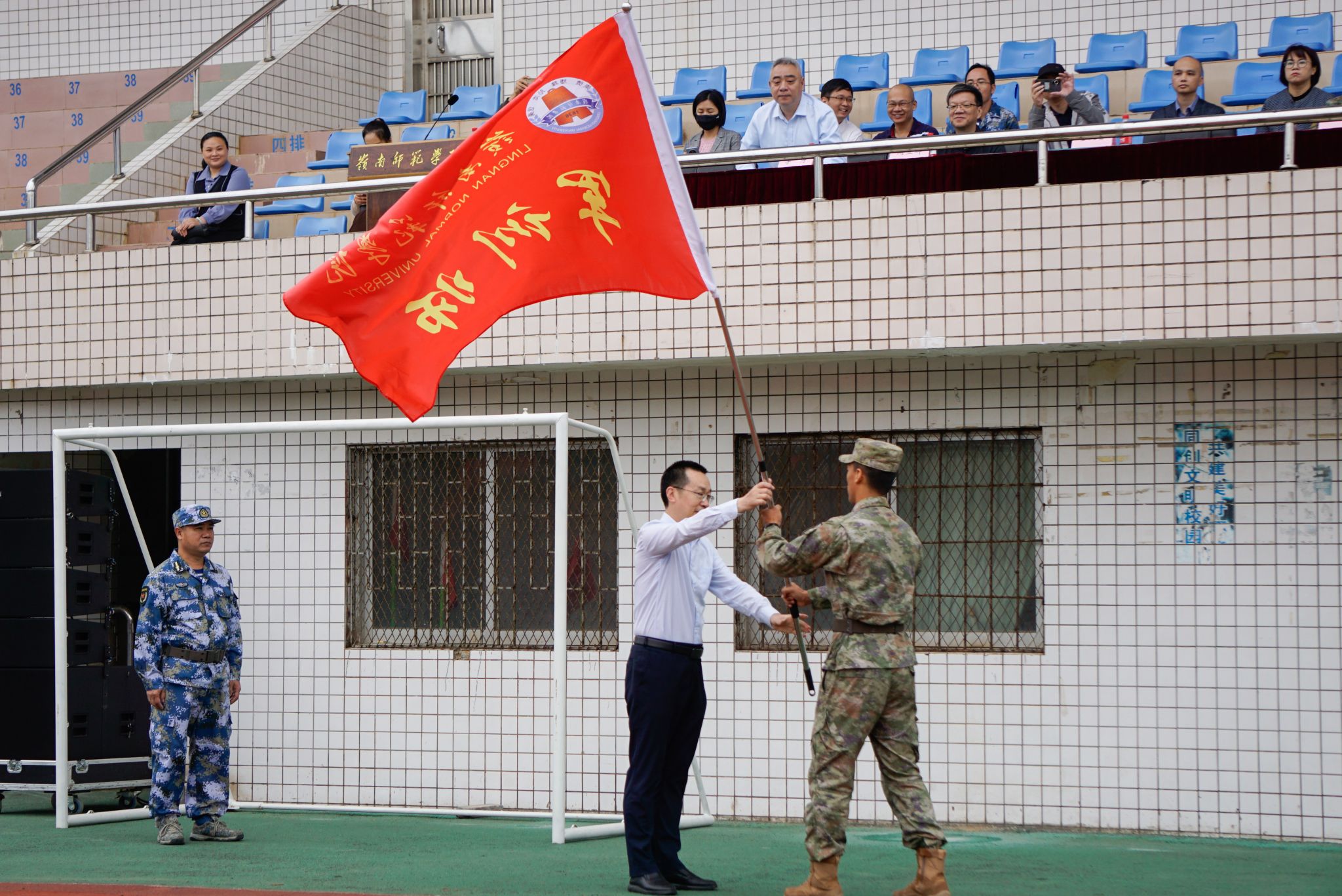 陈堞欣摄 (1).jpg